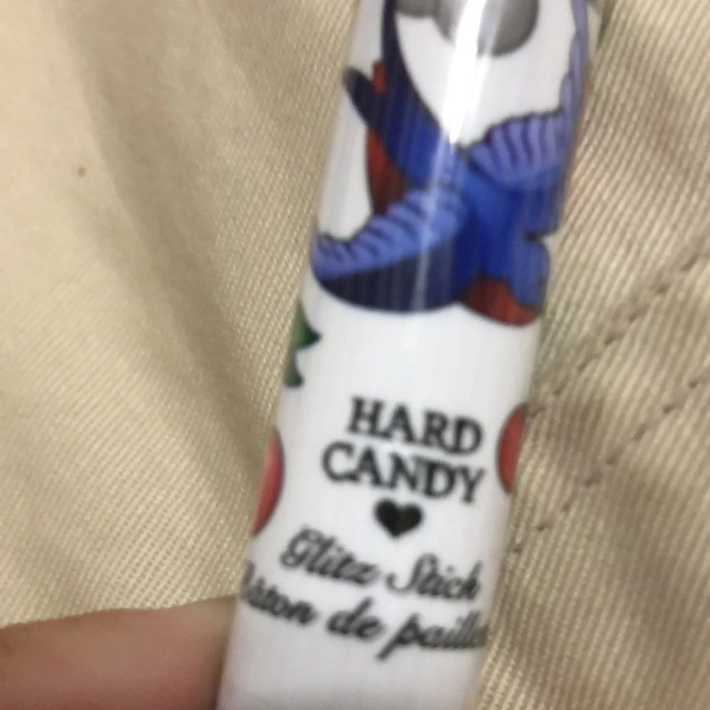 Hard Candy Glitz Stick All-over Glitter in silver #106 Sweet as Pie